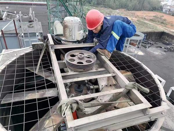 開式冷卻塔防腐的重要性(開式逆流冷卻塔)
